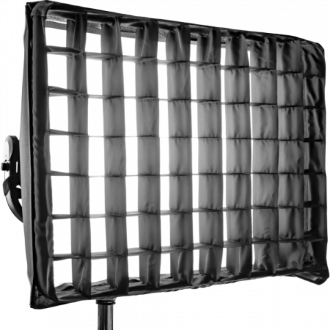 40° SnapGrid dla SnapBag (EPTWCSBJR41), 4x1 dla ECLPANELTWCJR4x1 od DoP. To idealne rozwiązanie do kierowania światła- szybko ustawia się i mocuje z przodu SNAPBAG® (EPTWCSBJR41) za pomocą rzepów.